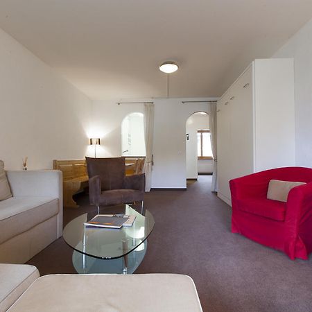 Residenz Alpina Im Kurhaus Apartment Lenzerheide Ruang foto